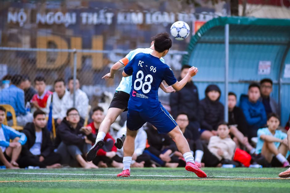 九游体育_泽卡2射1传卡扎伊什维利双响 泰山5-1辽宁近4轮首胜